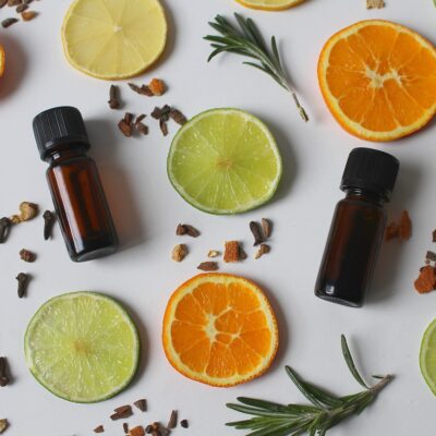 Sore throat spray with lemon and lime