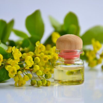 Helichrysum and scar oil